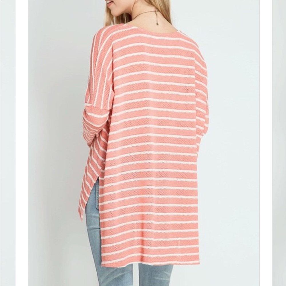 ✨LAST Peach stripes high low vneck long sleeve top - Picture 3 of 8